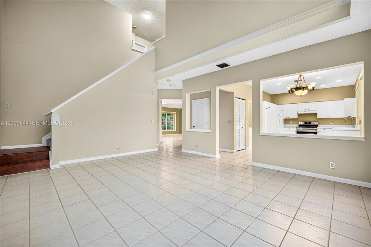 5868 N Plum Bay Pkwy, Unit 5868, Tamarac, FL 33321 Photo