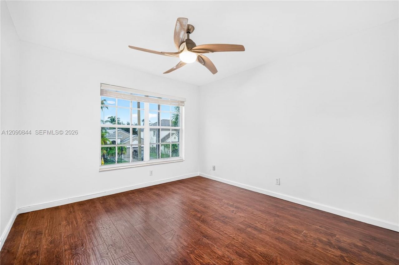 5868 N Plum Bay Pkwy, Unit 5868, Tamarac, FL 33321 Photo