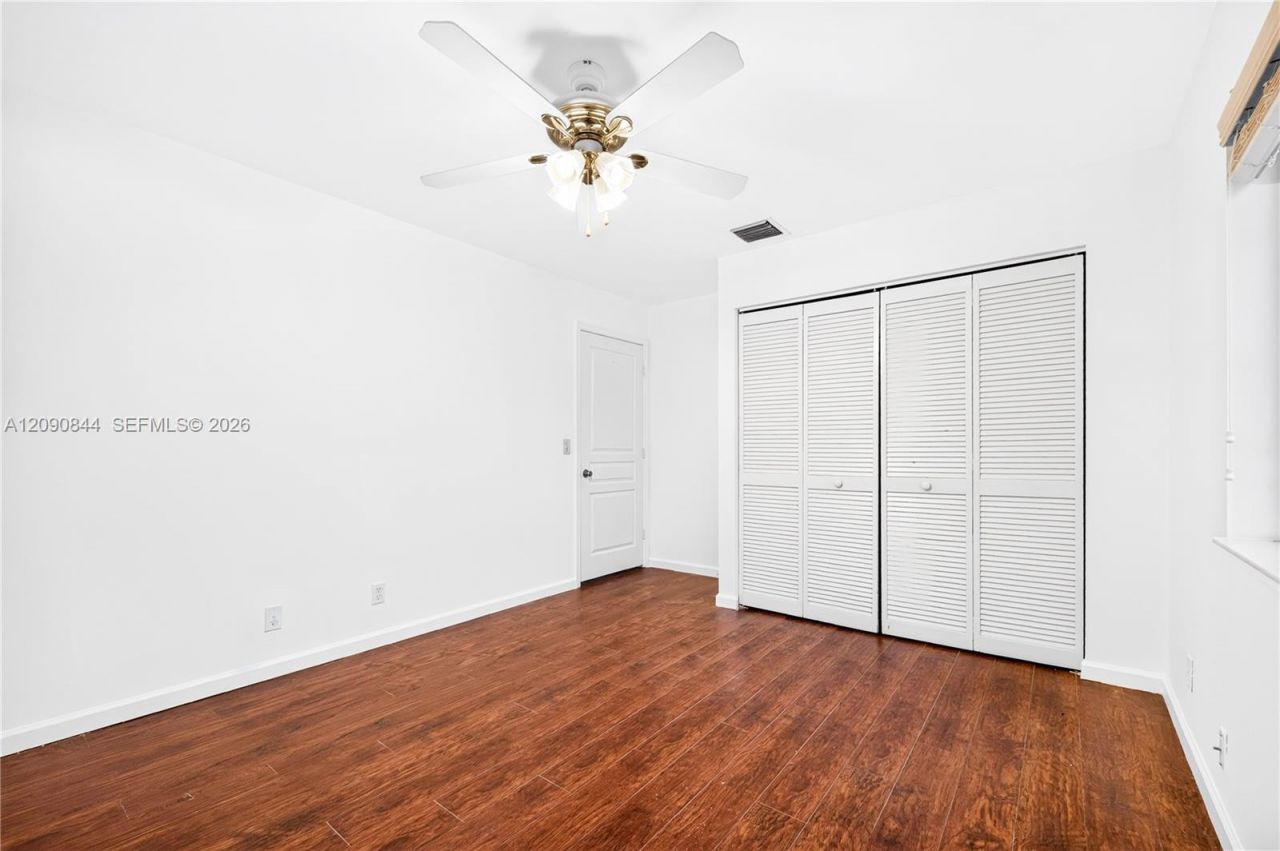 5868 N Plum Bay Pkwy, Unit 5868, Tamarac, FL 33321 Photo