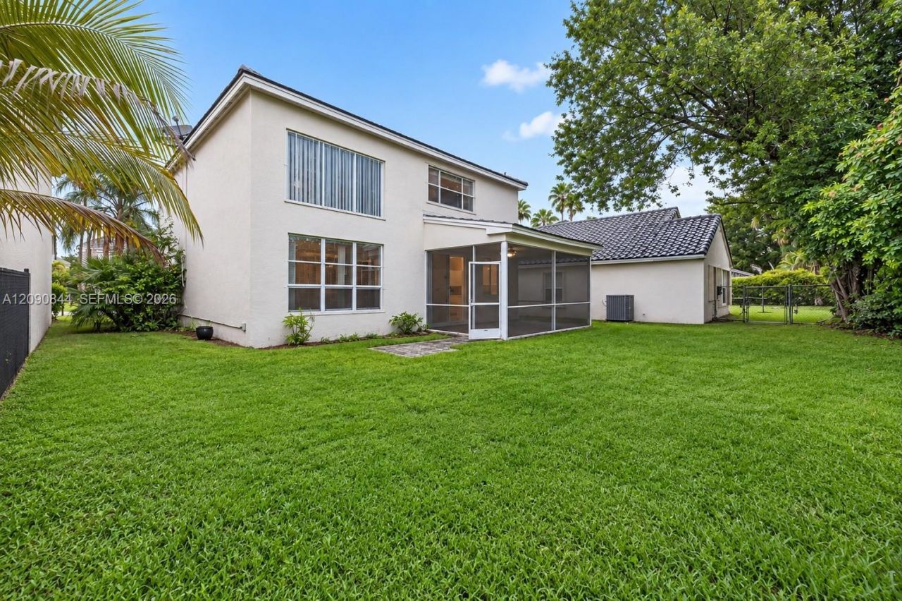 5868 N Plum Bay Pkwy, Unit 5868, Tamarac, FL 33321 Photo