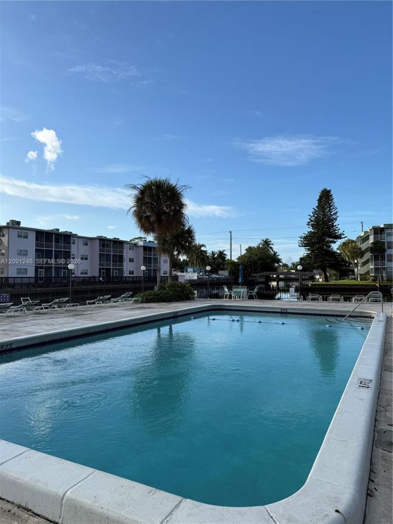 2761 Taft St, Unit 212, Hollywood, FL 33020 Photo