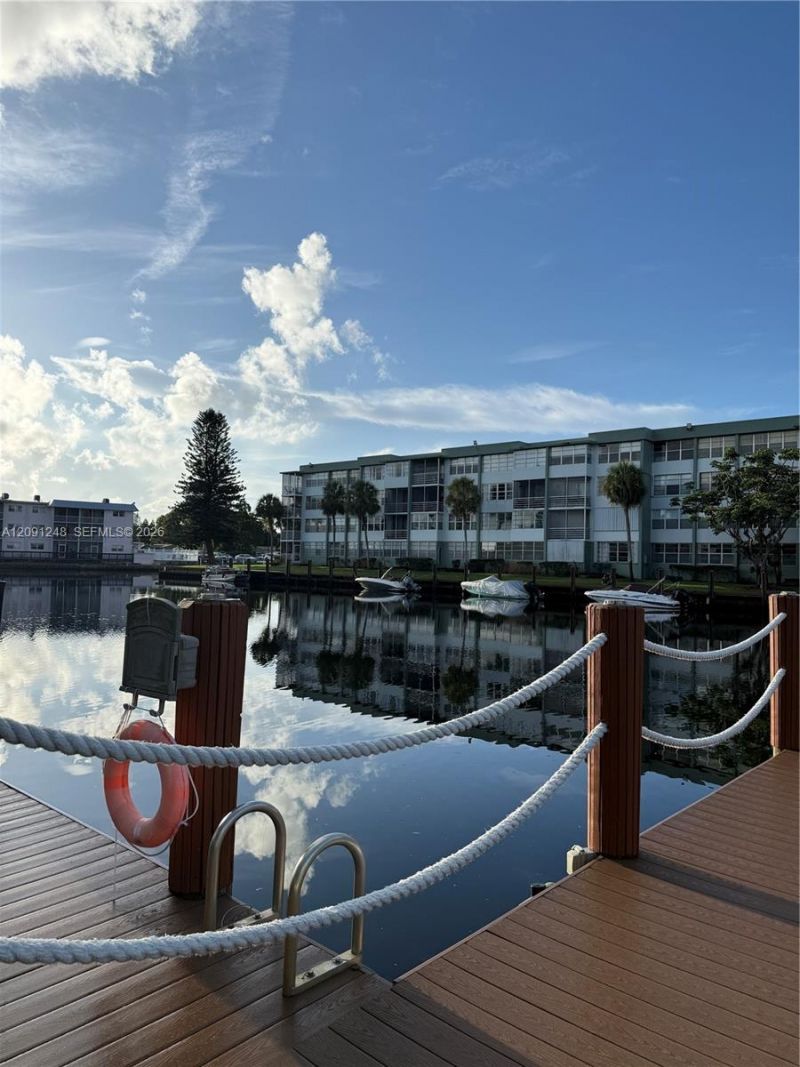 2761 Taft St, Unit 212, Hollywood, FL 33020 Photo