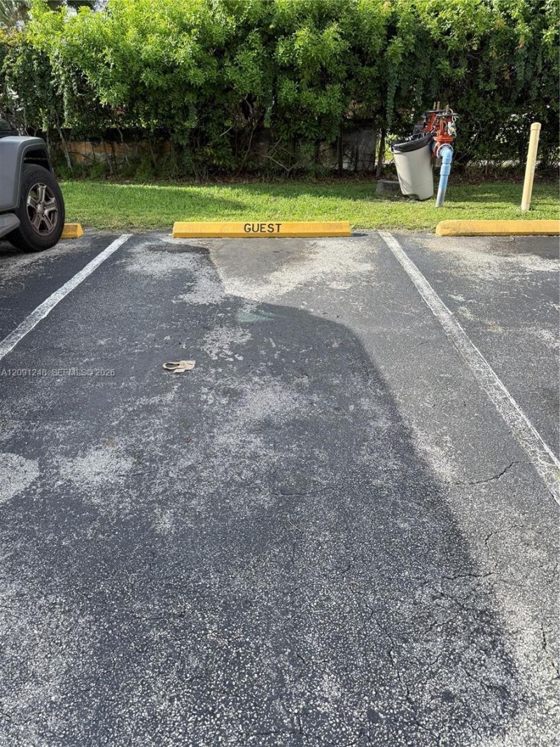 2761 Taft St, Unit 212, Hollywood, FL 33020 Photo