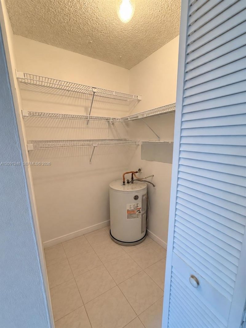 2761 Taft St, Unit 212, Hollywood, FL 33020 Photo