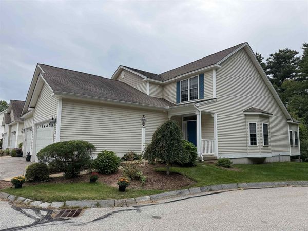 34 Mammoth Road, Unit 25, Hooksett, NH 03106