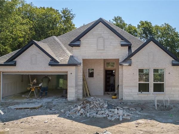 511 Armstrong Road, Seagoville, TX 75159