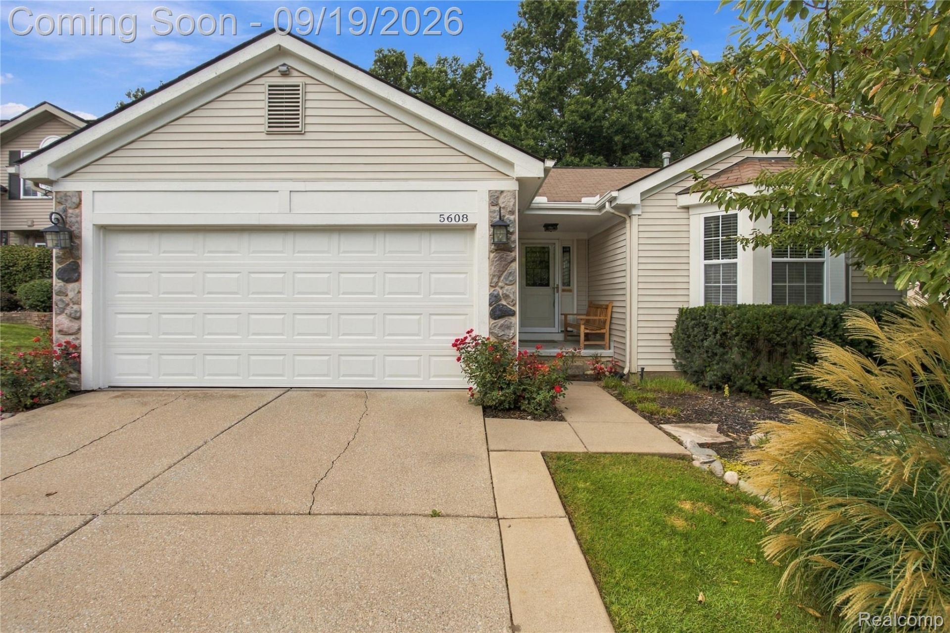 5608 Juneberry Court, Waterford Township, Mi 48329 Main Photo
