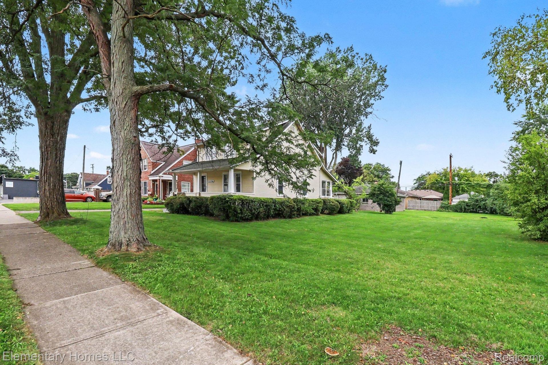 22326-2 Statler Street, Saint Clair Shores, Mi 48081 Main Photo