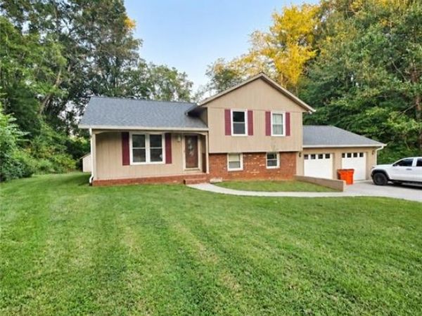 173 Pebblestone Road, Millers Creek, NC 28651