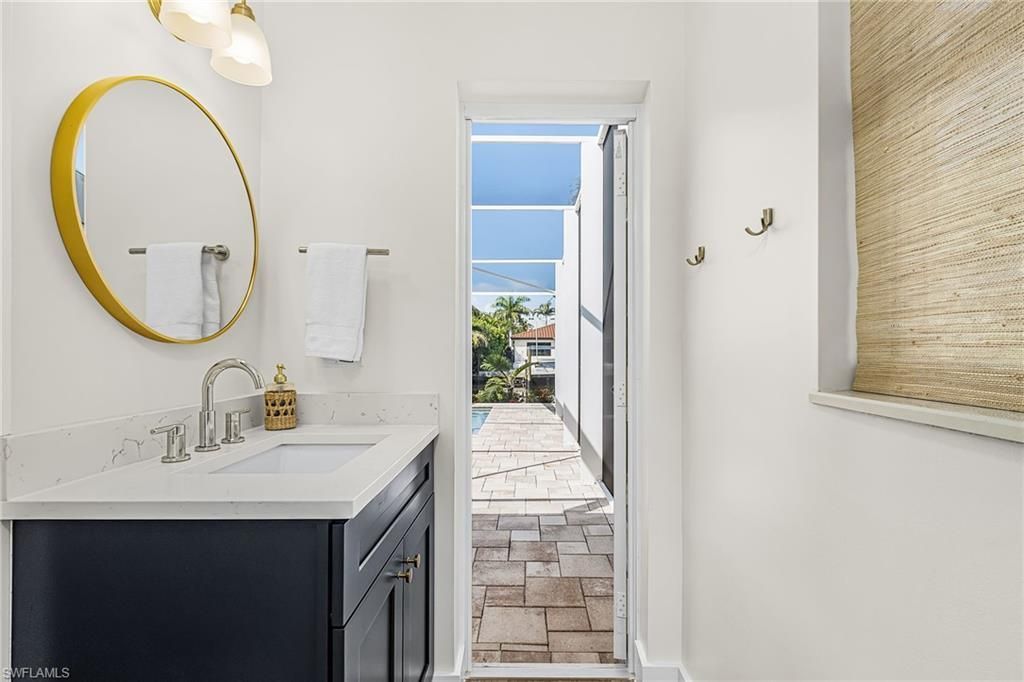 8 Palmview Blvd , Fort Myers Beach, FL 33931 Photo