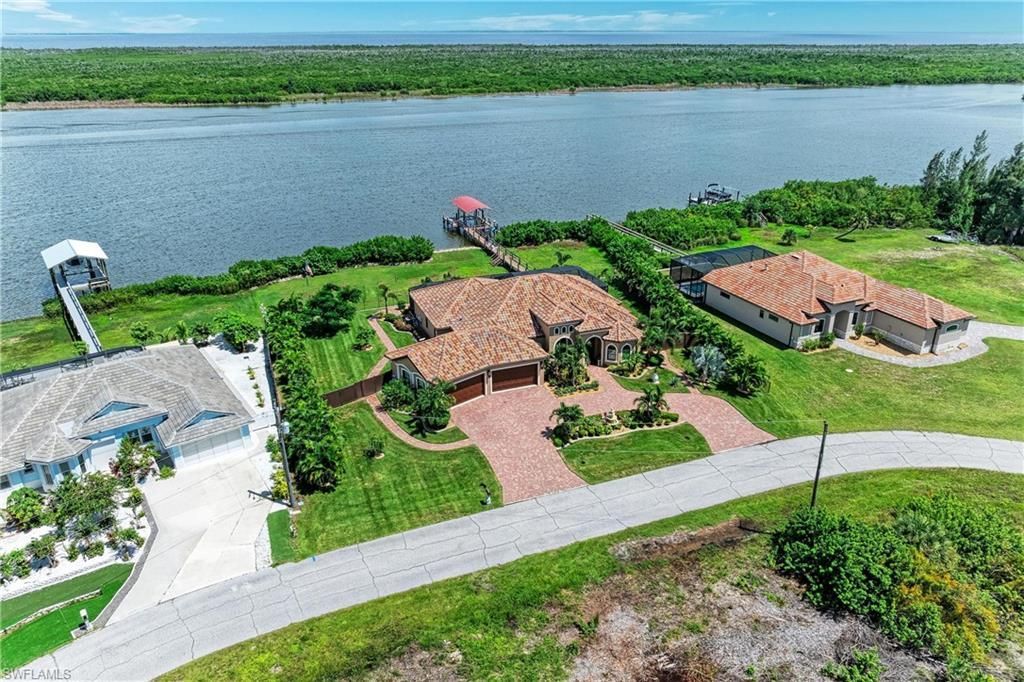 16488 Liggett Cir, Port Charlotte, FL 33981 Photo