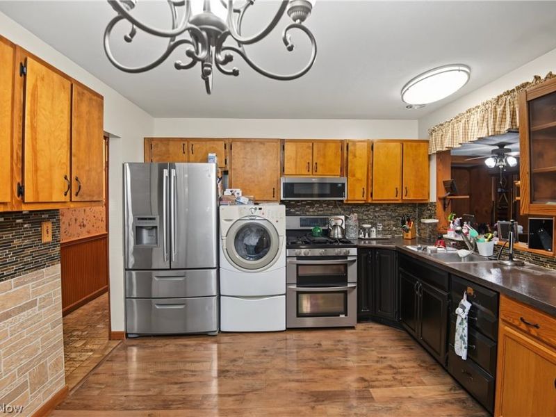 3577 Lynwood Drive NW, Warren, OH 44485 Photo 11