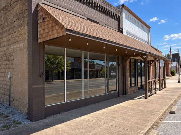 1313 Commercial Avenue , Mounds, OK 74047