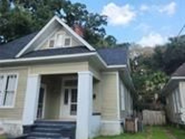 60 Lemoyne Place, Mobile, AL 36604