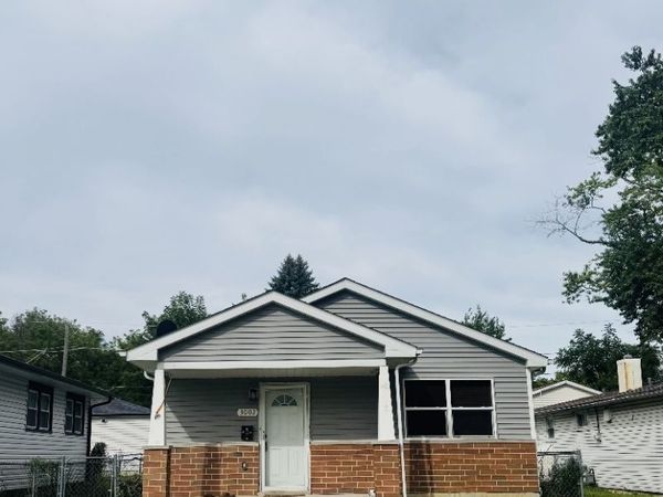 3002 Gilead Avenue , Zion, IL 60099