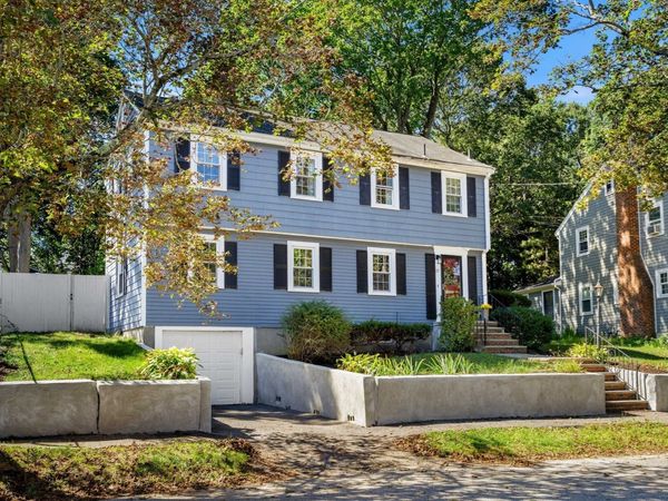 27 Glendale Road, Milton, MA 02186