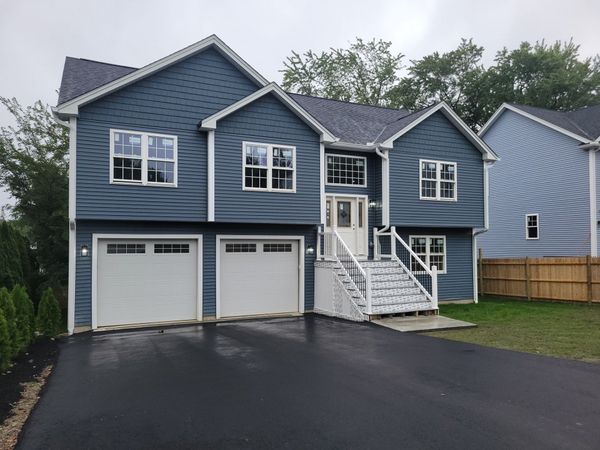 26 Bowker, Worcester, MA 01604