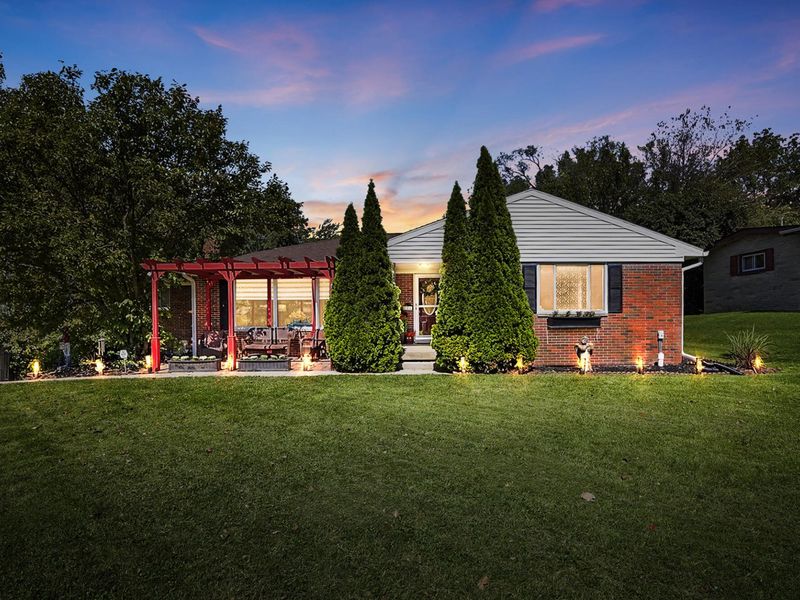 186 Meadow Lane, Springfield, OH 45505 Photo 1