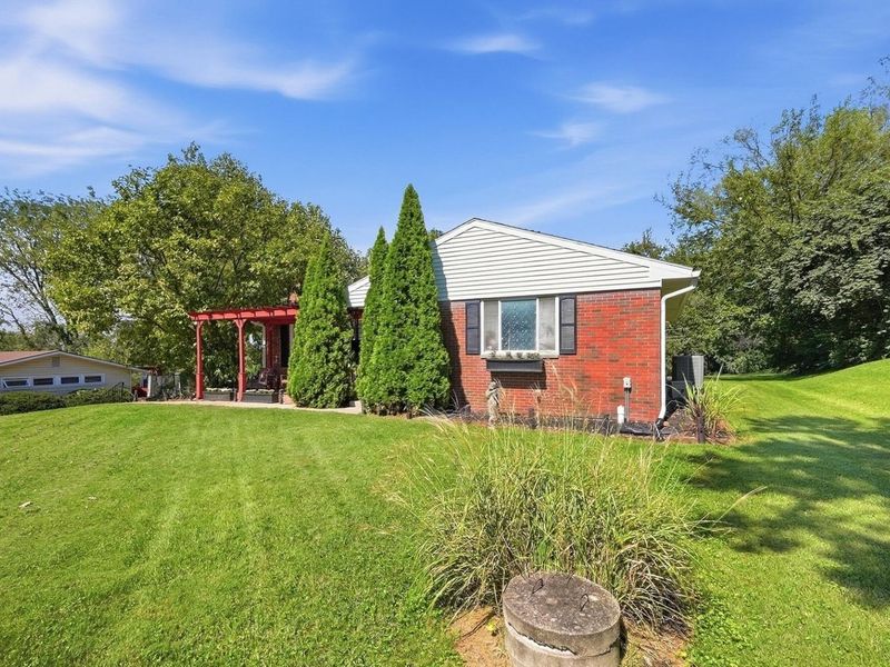 186 Meadow Lane, Springfield, OH 45505 Photo 5