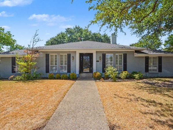 9632 Robin Meadow Drive, Dallas, TX 75243