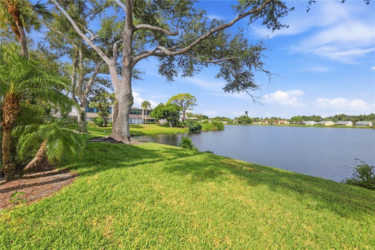 307 Timberlake Drive, Unit 307, Bradenton, FL 34210 Photo