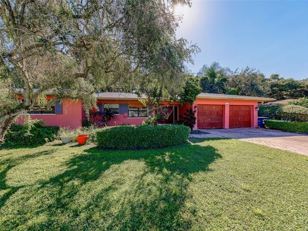 1105 WOODCREST AVENUE, CLEARWATER, FL 33756