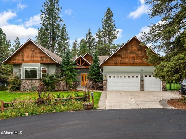 88 Parkland Ct, Blanchard, ID 83804