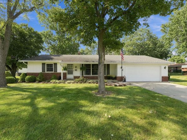 2811 Trent Drive, Fort Wayne, IN 46815