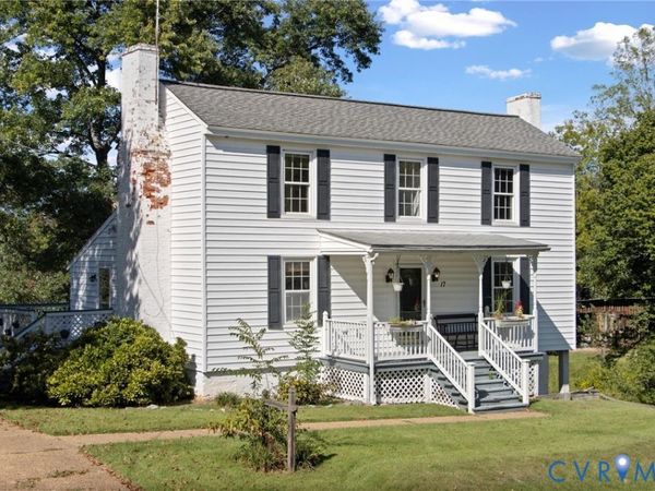 17 Church Street , Cartersville, VA 23027