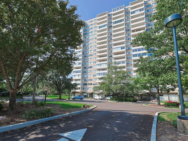 2324 Madison Road, Unit 1003, Cincinnati, OH 45208