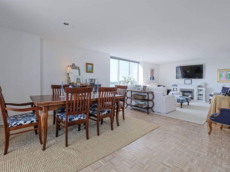 2324 Madison Road, Unit 1003, Cincinnati, OH 45208 Photo 11