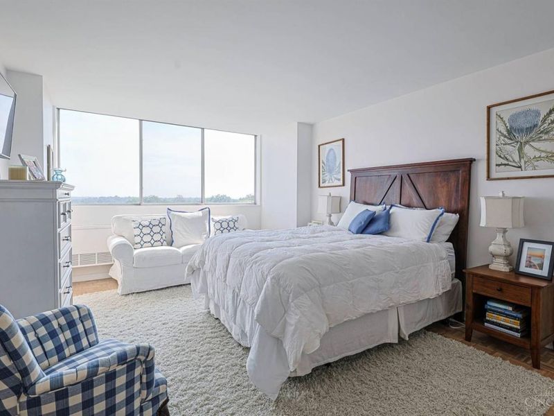 2324 Madison Road, Unit 1003, Cincinnati, OH 45208 Photo 17