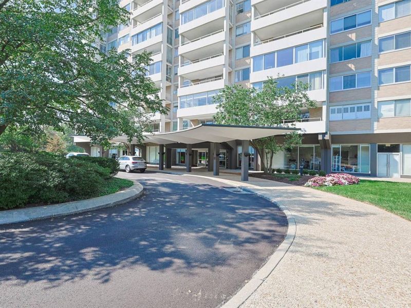 2324 Madison Road, Unit 1003, Cincinnati, OH 45208 Photo 2
