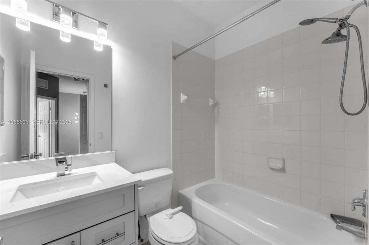 967 NE 42nd Ave, Homestead, FL 33033 Photo