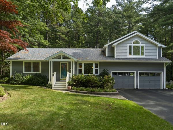 11 Hallak Drive, Milton, NY 12020