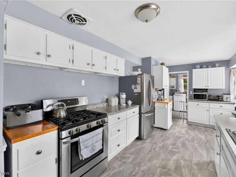 24301 Smith Avenue, Westlake, OH 44145 Photo 13