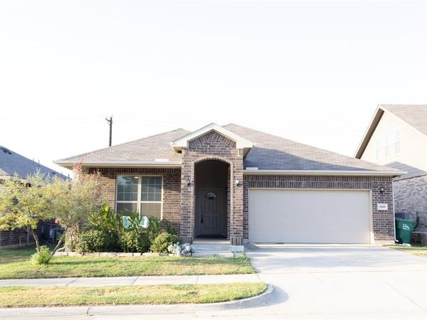 5609 Sea Cove Lane, Denton, TX 76208