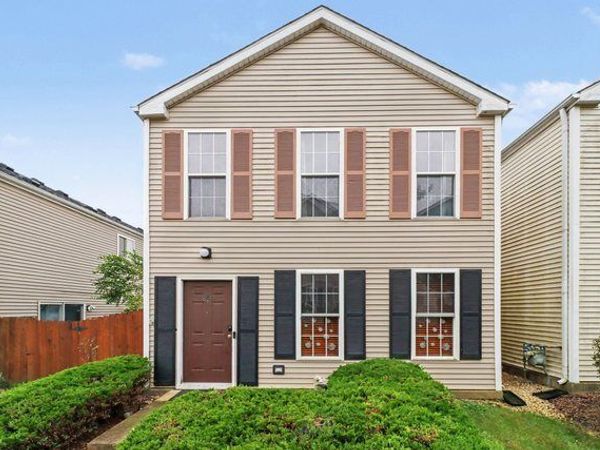 855 Symphony Drive , Aurora, IL 60504