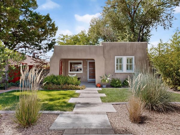 405 Amherst Drive NE, Albuquerque, NM 87106