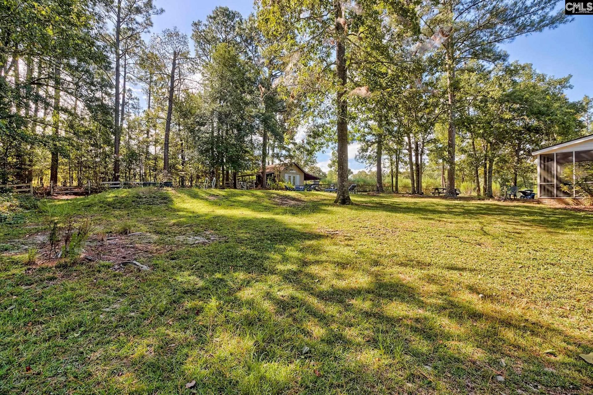 919 Windy Road Photo 16