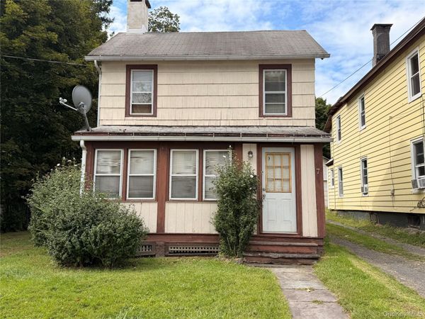 7 Harding Street , Middletown, NY 10940