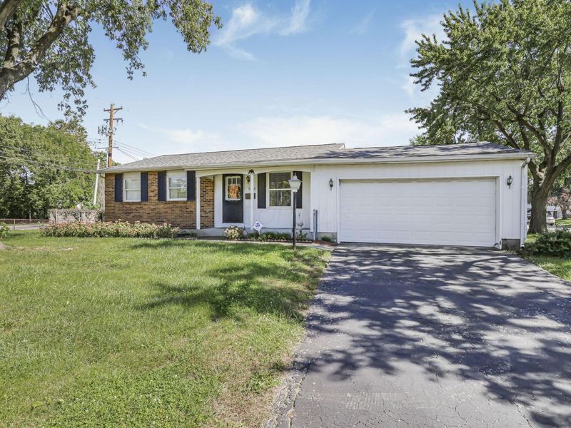 3060 Dunloe Road, Columbus, OH 43232 Photo 4