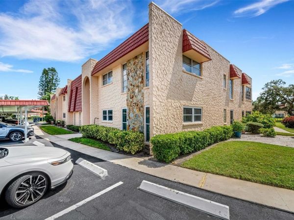 223 BUTTONWOOD CIRCLE , Unit 223, SEMINOLE, FL 33777
