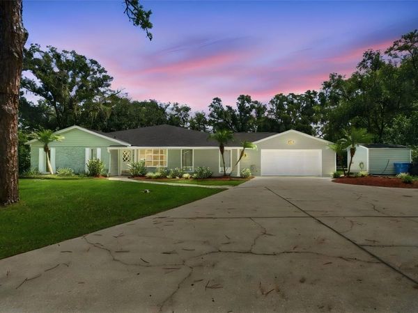 19531 DEER LAKE ROAD , LUTZ, FL 33548