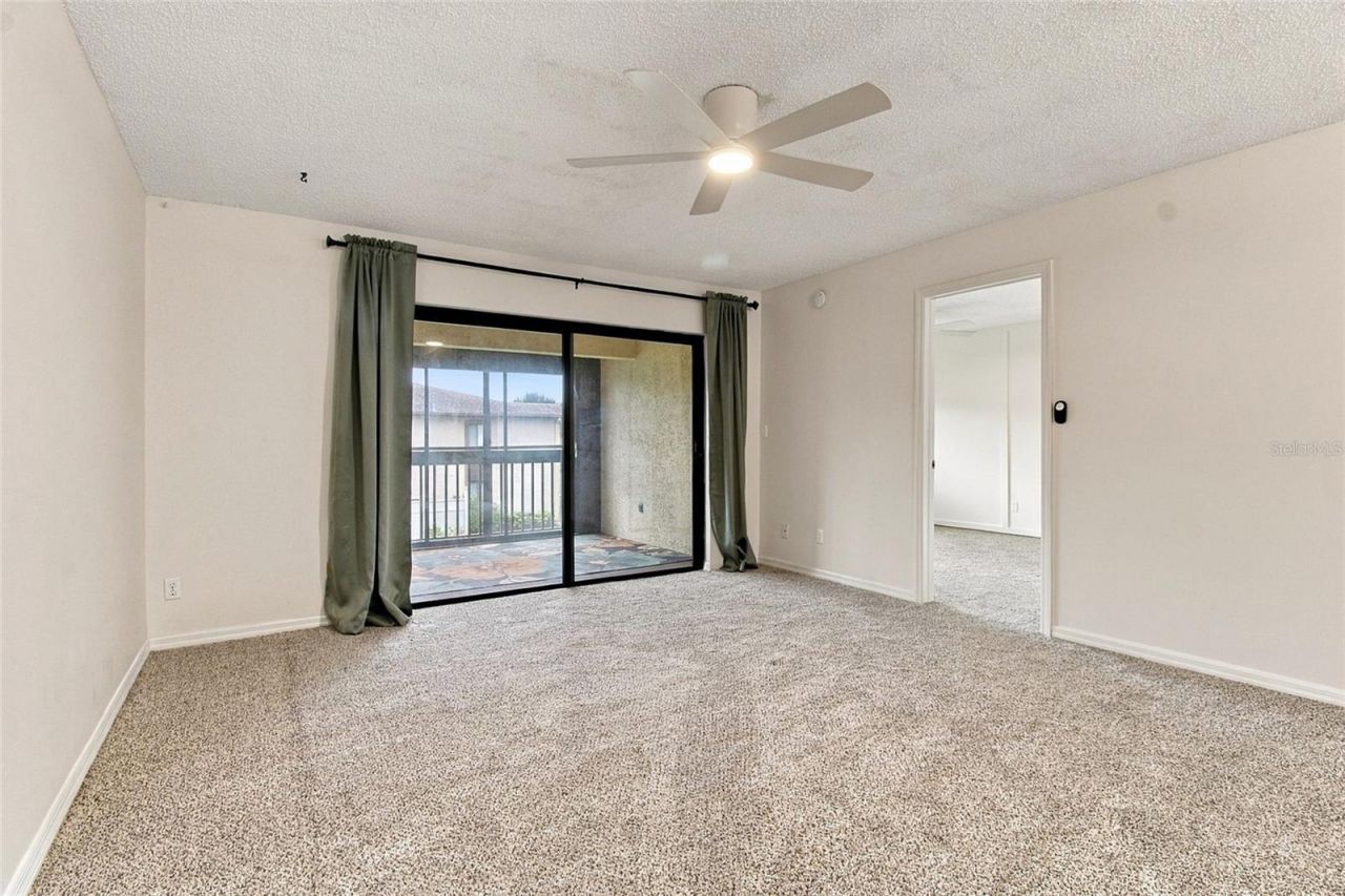 721 83rd Avenue N, Unit 202, Saint Petersburg, FL 33702 Photo