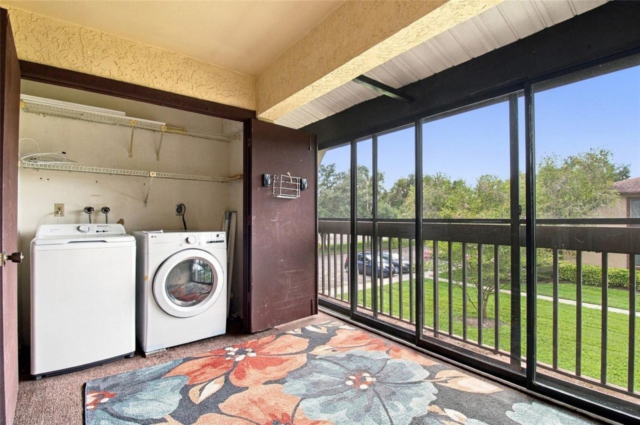 721 83rd Avenue N, Unit 202, Saint Petersburg, FL 33702 Photo