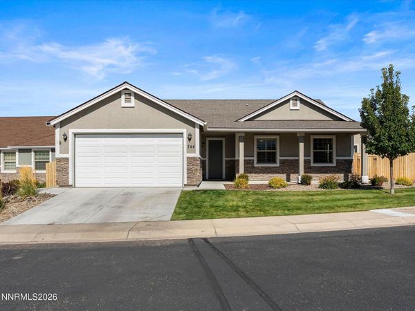 744 E Cottage Loop, Gardnerville, NV 89460