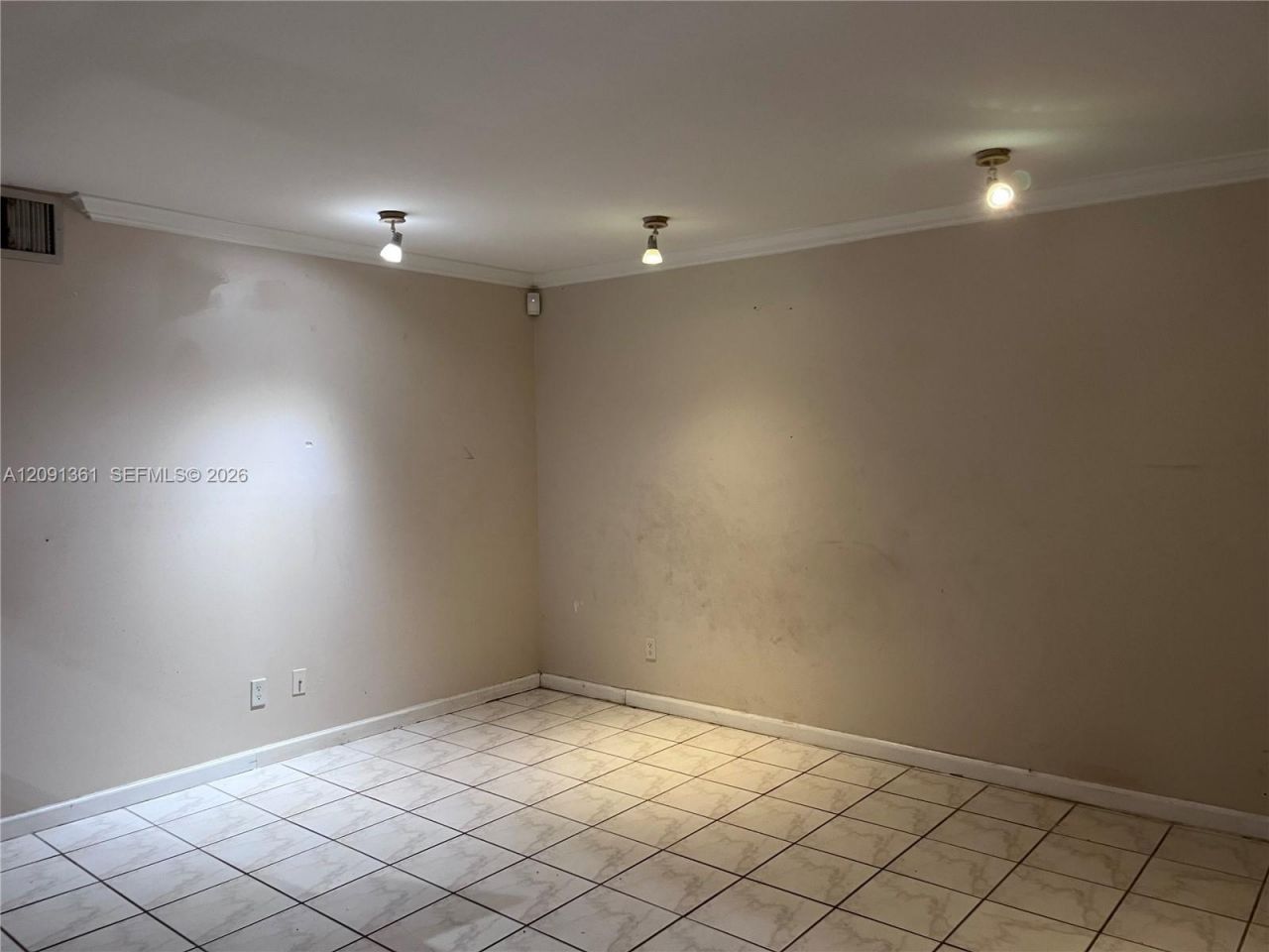 11010 Clubhouse Rd , Pembroke Pines, FL 33026 Photo