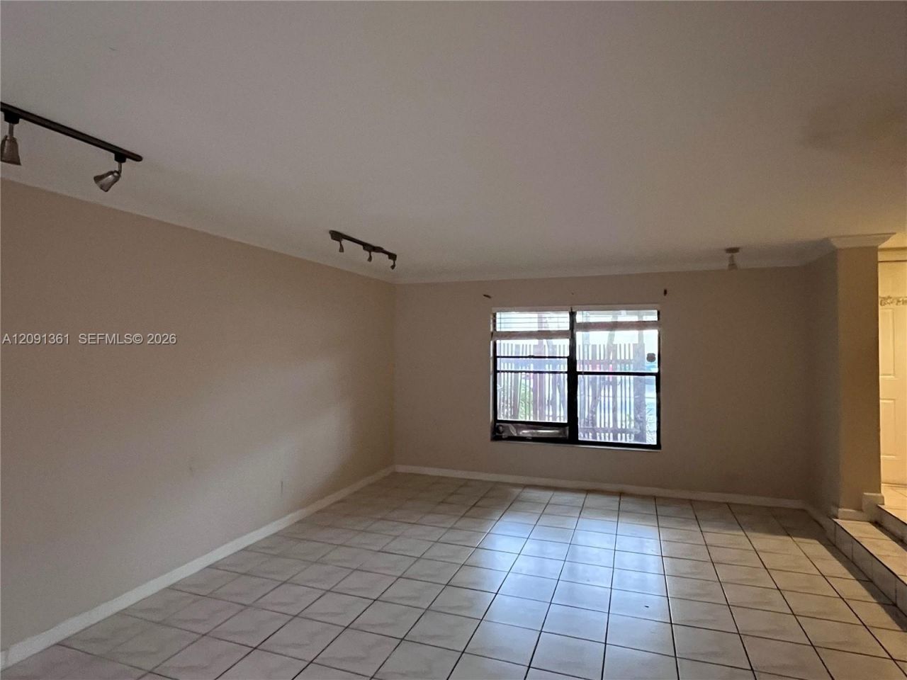 11010 Clubhouse Rd , Pembroke Pines, FL 33026 Photo