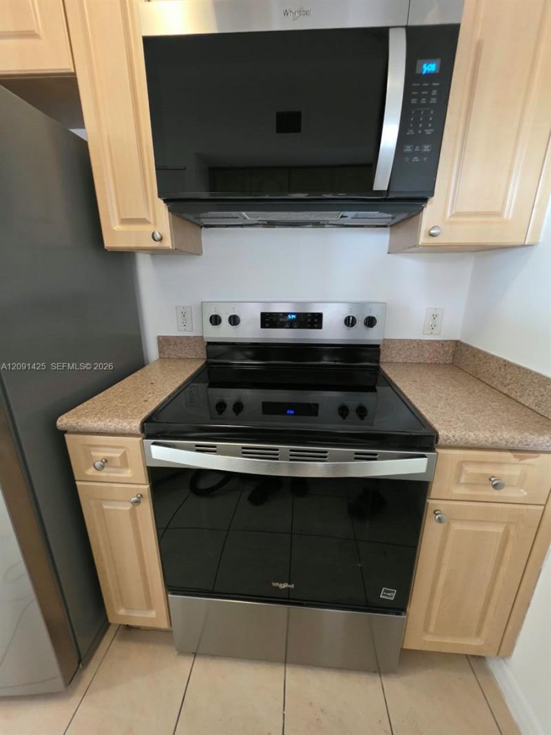 102 SW 6th Ave , Unit 604, Miami, FL 33130 Photo